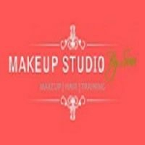 Become a Professional Makeup Artist with Makeup Studio By Suu