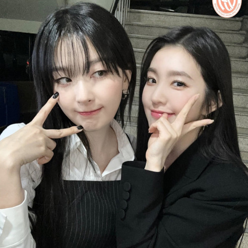 Red Velvet - Irene and Seulgi- Wrong Number