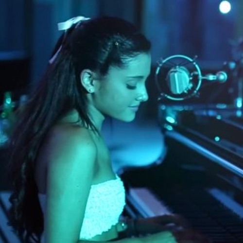 Ariana Grande - Die In Your Arms Cover (Justin Bieber)