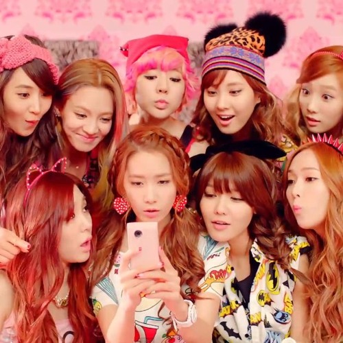 SNSD - Dancing Queen (V2 COVER) (SNSD REPACKAGE)