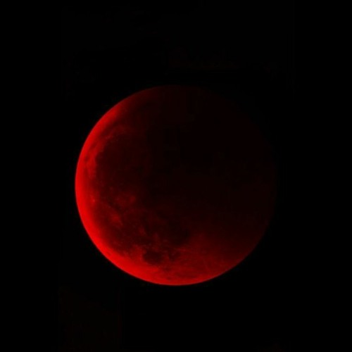 kim wooseok - red Moon slowed reverb
