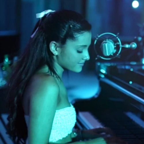 Ariana Grande - Die In Your Arms cover (Justin Bieber)