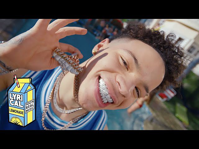 Lil Mosey - Blueberry Faygo (Directed by Cole Bet) 70K)